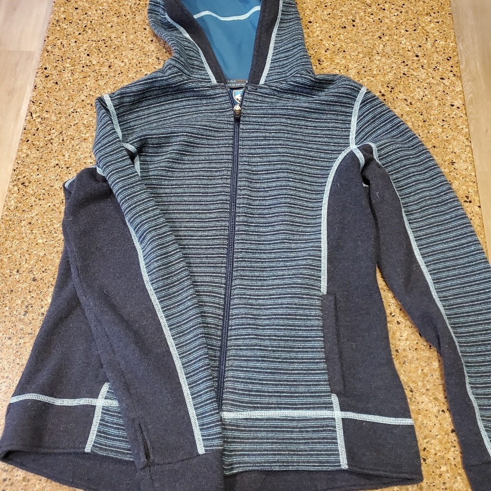 Kuhl wool hoodie, great shape, size medium